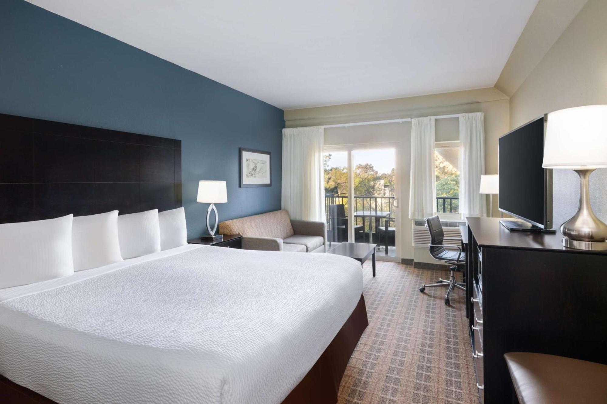 La Cuesta Inn, Bw Signature Collection Hotel