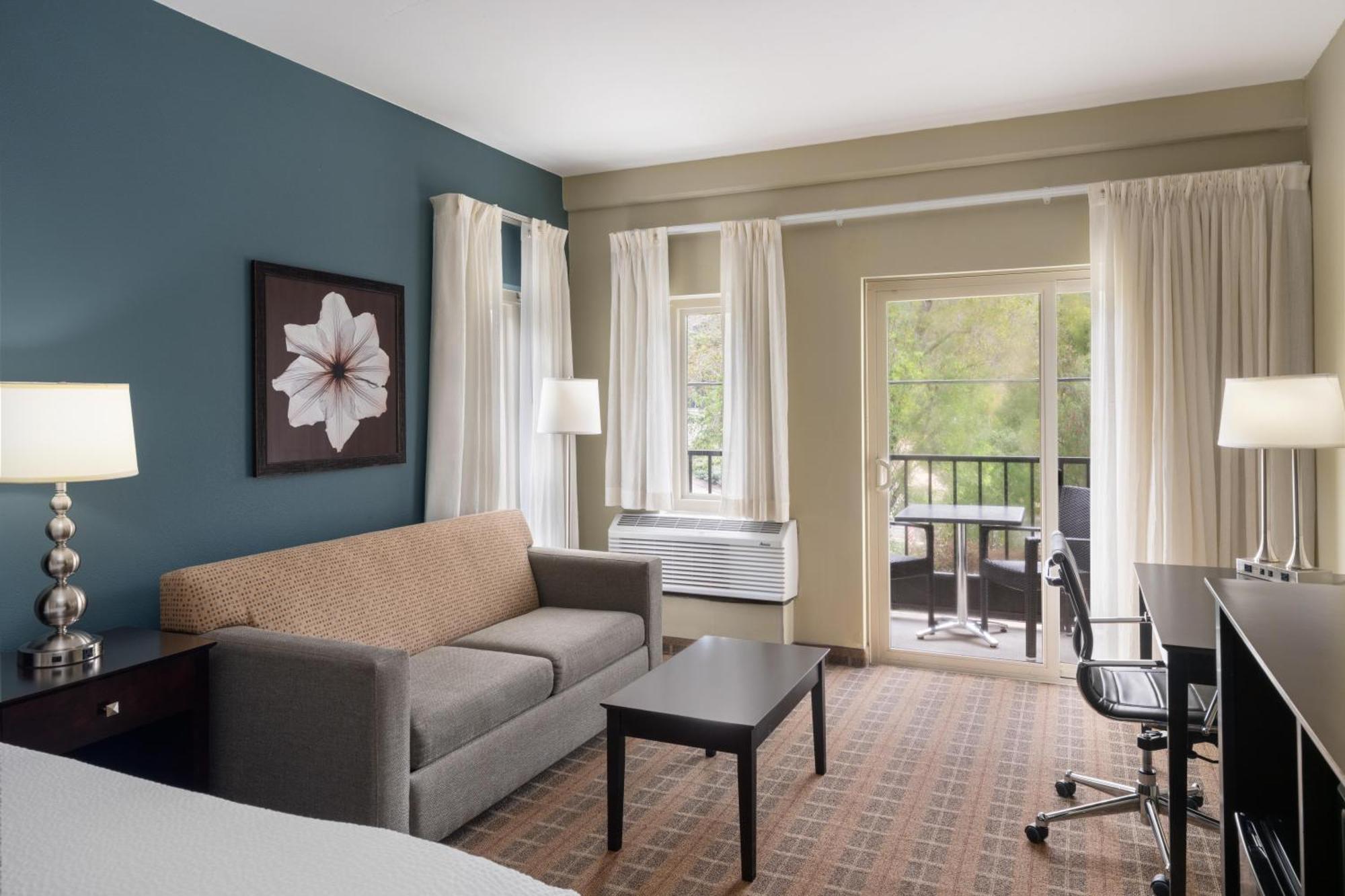 Hotel La Cuesta Inn, Bw Signature Collection 3*